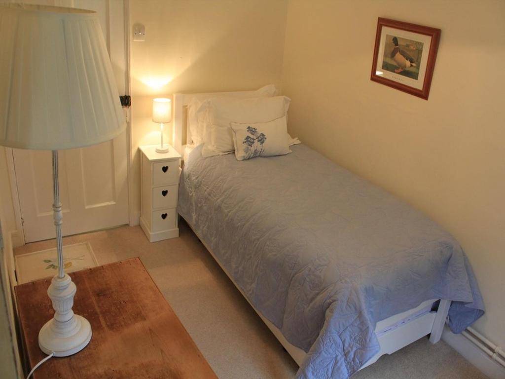 เชิร์ช ฟาร์มเฮาส์ บี แอนด์ บี Bed & Breakfast Kennett ภายนอก รูปภาพ