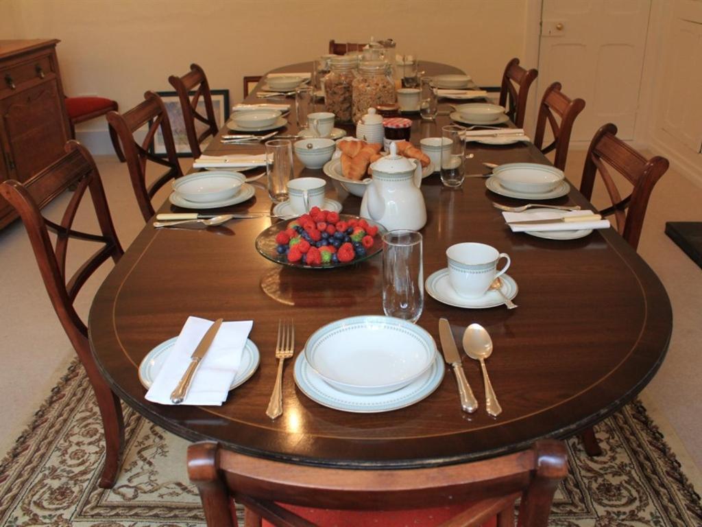 เชิร์ช ฟาร์มเฮาส์ บี แอนด์ บี Bed & Breakfast Kennett ภายนอก รูปภาพ