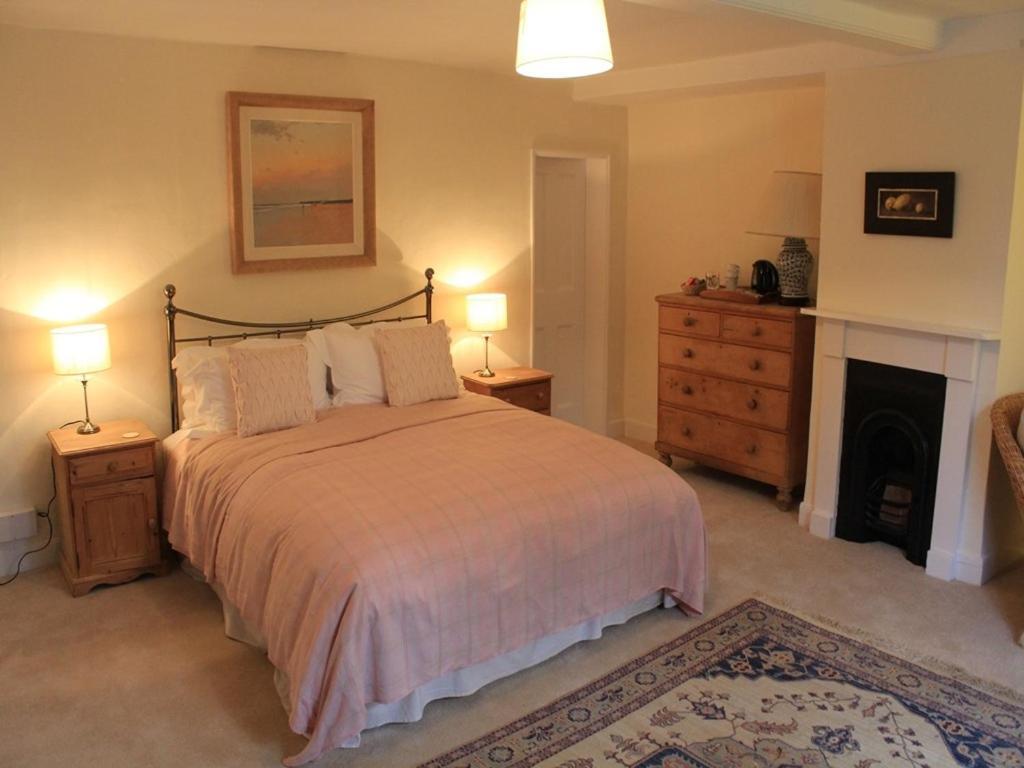 เชิร์ช ฟาร์มเฮาส์ บี แอนด์ บี Bed & Breakfast Kennett ห้อง รูปภาพ