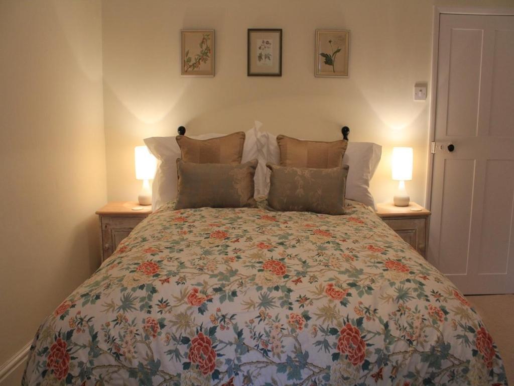 เชิร์ช ฟาร์มเฮาส์ บี แอนด์ บี Bed & Breakfast Kennett ห้อง รูปภาพ