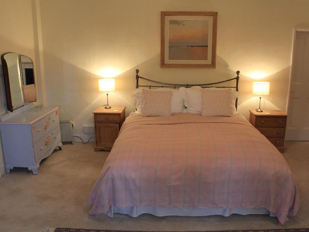 เชิร์ช ฟาร์มเฮาส์ บี แอนด์ บี Bed & Breakfast Kennett ภายนอก รูปภาพ