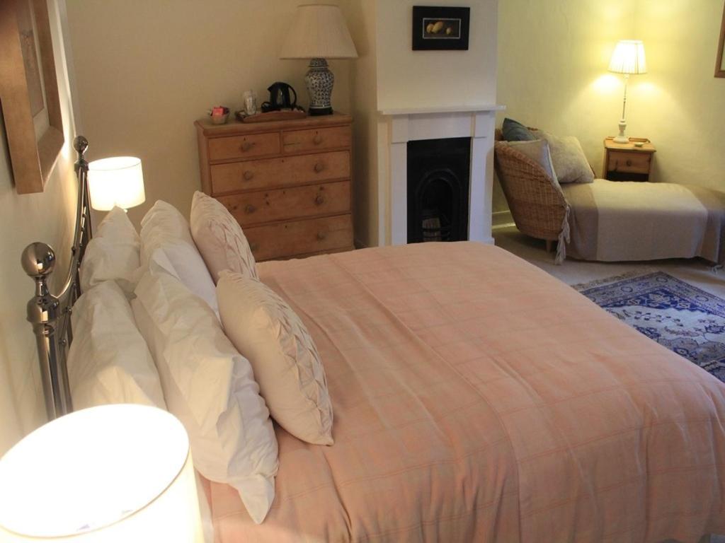 เชิร์ช ฟาร์มเฮาส์ บี แอนด์ บี Bed & Breakfast Kennett ห้อง รูปภาพ
