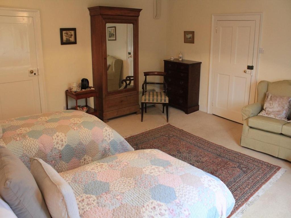เชิร์ช ฟาร์มเฮาส์ บี แอนด์ บี Bed & Breakfast Kennett ห้อง รูปภาพ